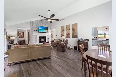 2579 W Fairgrounds Road, Freeport, IL 61032 - Photo 12
