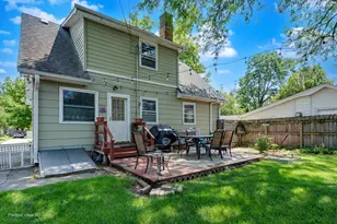 935 N Webster St, Naperville, IL 60563 - Photo 22
