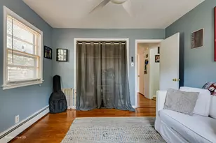 935 N Webster St, Naperville, IL 60563 - Photo 10