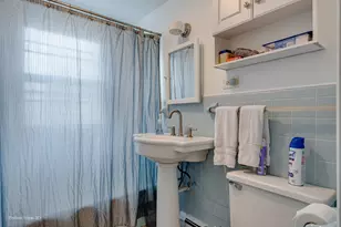 935 N Webster St, Naperville, IL 60563 - Photo 12
