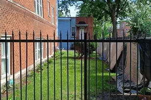 4157 W Crystal St, Chicago, IL 60651 - Photo 2