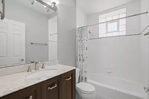 1815 W School St, Chicago, IL 60657 - Photo 34