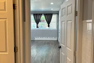 3053 N Elbridge Ave, Chicago, IL 60618 - Photo 4