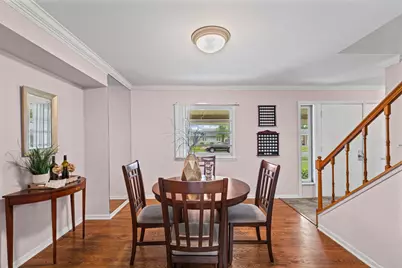 91 Kendal Road, Elk Grove Village, IL 60007 - Photo 4