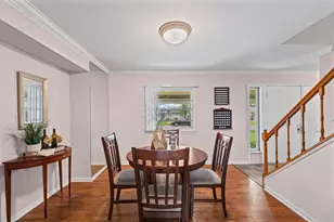 91 Kendal Rd, Elk Grove Village, IL 60007 - Photo 4