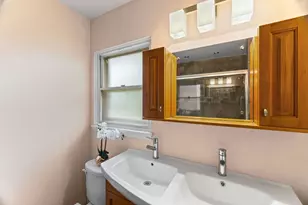 91 Kendal Rd, Elk Grove Village, IL 60007 - Photo 16