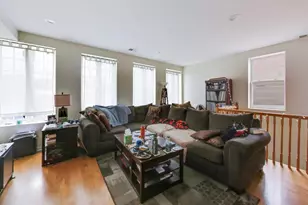 2779 W Henry Ct, Chicago, IL 60647 - Photo 18