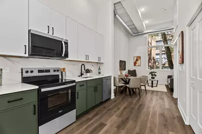 1453 Maple Avenue #206, Evanston, IL 60201 - Photo 2