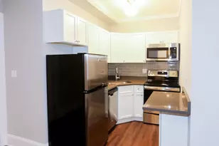 817 W Lakeside Pl, Chicago, IL 60640 - Photo 4