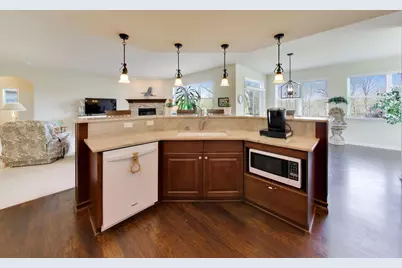 1126 Oak Point Court, Antioch, IL 60002 - Photo 12