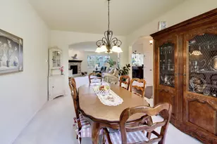 1126 Oak Point Ct, Antioch, IL 60002 - Photo 10