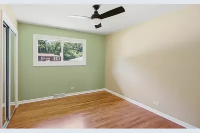 191 Montclare Lane, Wood Dale, IL 60191 - Photo 8