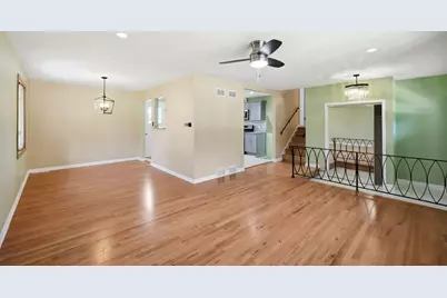 191 Montclare Lane, Wood Dale, IL 60191 - Photo 6