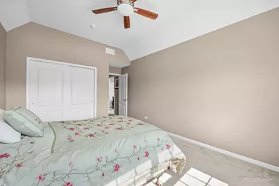 1155 Falcon Ridge Drive, Elgin, IL 60124 - Photo 18