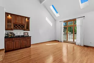 14255 Wedgewood Glens Dr, Orland Park, IL 60462 - Photo 2