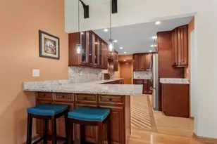 14255 Wedgewood Glens Dr, Orland Park, IL 60462 - Photo 8