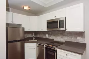 640 W Wrightwood Ave, Chicago, IL 60614 - Photo 2