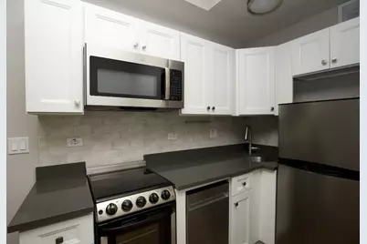 640 W Wrightwood Avenue #112, Chicago, IL 60614 - Photo 4