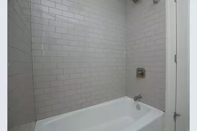 640 W Wrightwood Avenue #112, Chicago, IL 60614 - Photo 18
