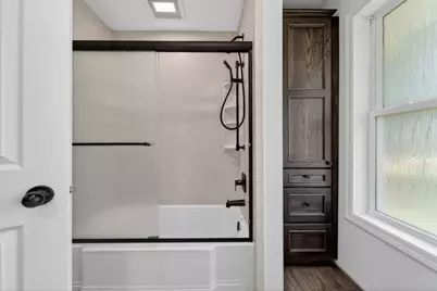 172 E Lakeview Avenue, Round Lake Beach, IL 60073 - Photo 20
