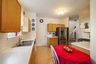 32504 Millstone Cir, Lakemoor, IL 60051 - Photo 6