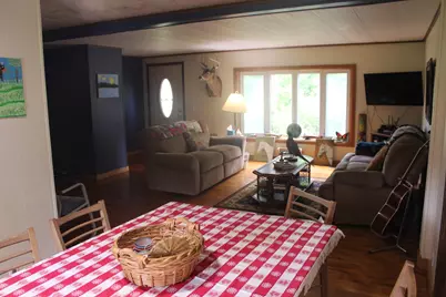 3042 Five Mile Creek Road E, Salem, IL 62881 - Photo 10