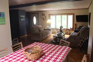 3042 Five Mile Creek Road E, Salem, IL 62881 - Photo 10
