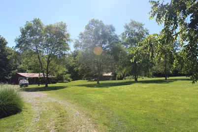 3042 Cannon Gardens Road, Salem, IL 62881 - Photo 10