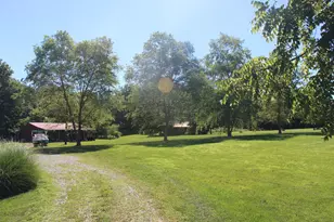 3042 Cannon Gardens Rd, Salem, IL 62881 - Photo 10