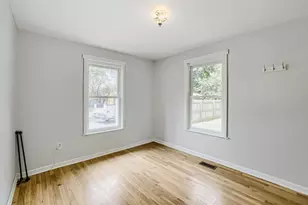 621 W Slocum Lake Rd, Wauconda, IL 60084 - Photo 12