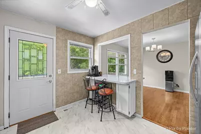 2614 Crystal Lake Road, Cary, IL 60013 - Photo 8
