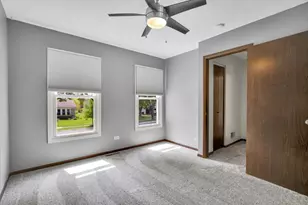 940 French Dr, Mundelein, IL 60060 - Photo 34
