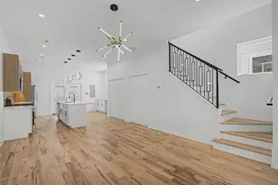 616 N Avers Ave, Chicago, IL 60624 - Photo 40