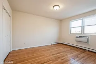 2001 W Touhy Ave, Chicago, IL 60645 - Photo 4