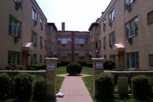 2001 W Touhy Ave, Chicago, IL 60645 - Photo 1