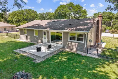 517 S Hubbard Street, Algonquin, IL 60102 - Photo 4