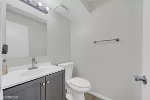 1405 Merrimac Ln, Hanover Park, IL 60133 - Photo 12