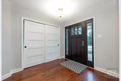 605 Hyde Park Lane, Naperville, IL 60565 - Photo 6