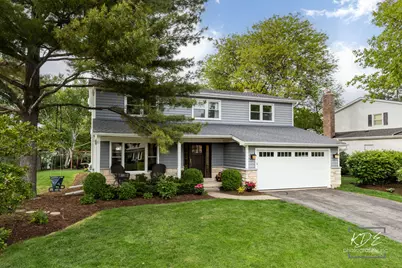 605 Hyde Park Lane, Naperville, IL 60565 - Photo 2