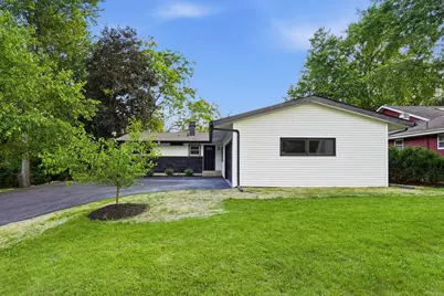 6411 Londonderry Drive, Cary, IL 60013 - Photo 2