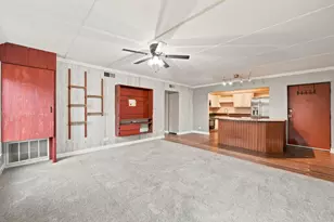 2600 Oakton St, Park Ridge, IL 60068 - Photo 2