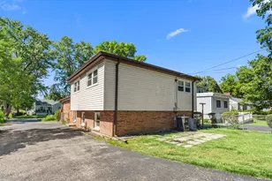 653 Jefferson St, Crete, IL 60417 - Photo 14