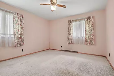 201 E Ririe Place, Flanagan, IL 61740 - Photo 18
