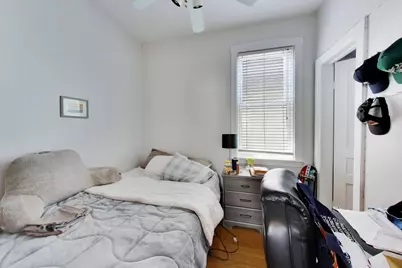 2102 W Belle Plaine Avenue, Chicago, IL 60618 - Photo 30