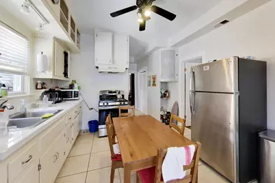 2102 W Belle Plaine Avenue, Chicago, IL 60618 - Photo 26