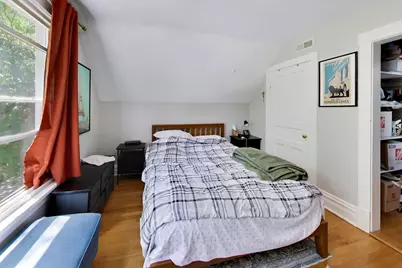 2102 W Belle Plaine Avenue, Chicago, IL 60618 - Photo 42