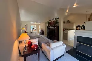 3034 Autumn Lake Dr, Aurora, IL 60504 - Photo 6