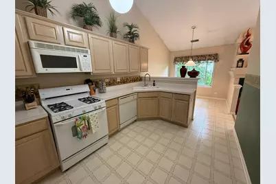 3034 Autumn Lake Drive, Aurora, IL 60504 - Photo 8
