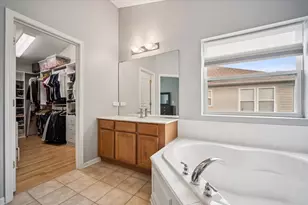 2 Springbrook Ct, Streamwood, IL 60107 - Photo 16