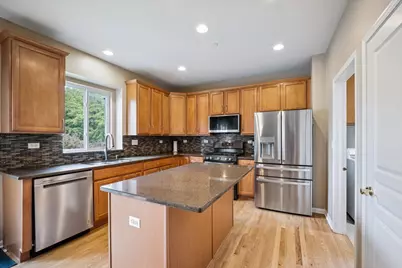 2 Springbrook Court, Streamwood, IL 60107 - Photo 10